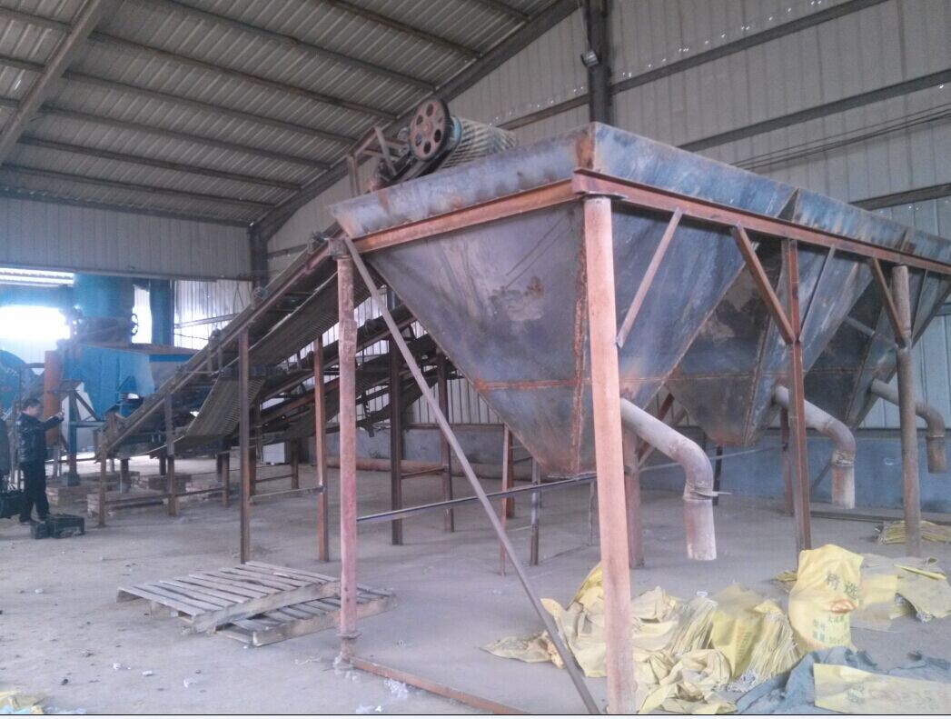 小型轉(zhuǎn)筒烘干機(jī)工作原理